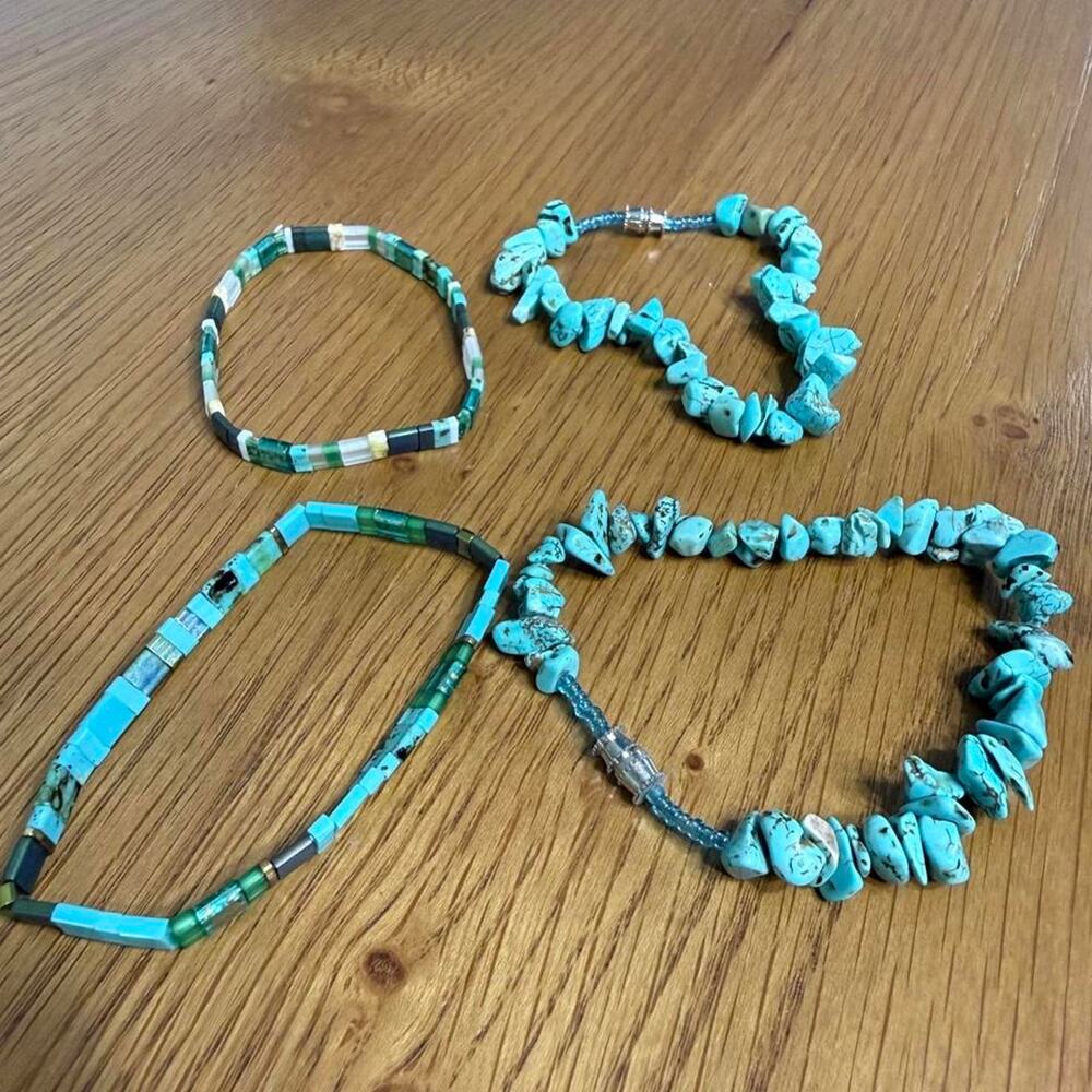 Lot of 4 bracelets